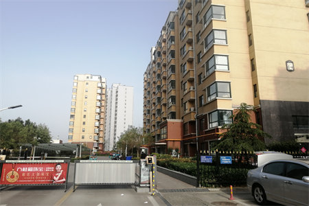 龙都新苑3室1厅1卫101㎡/带车库